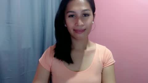 Snapshot of urgirlnabyx chatting on February 24, 12:05 pm Call me naby online show from February 24, 12:05 pm