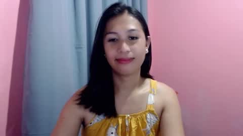 Snapshot of urgirlnabyx chatting on March 6, 12:10 am Call me naby online show from March 6, 12:10 am