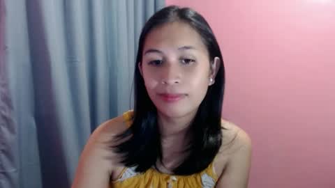 Snapshot of urgirlnabyx chatting on March 11, 11:44 am Call me naby online show from March 11, 11:44 am