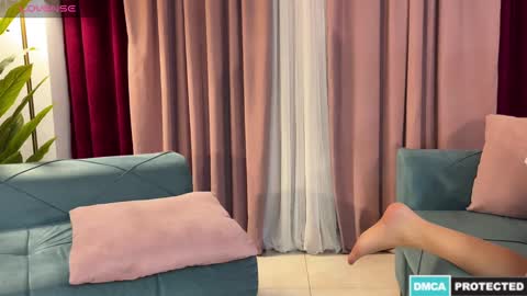 Jenny online show from December 28, 8:36 pm