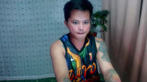 Snapshot of urhot_fucker13 chatting on February 27, 9:53 am JUST CALL MY NAME jayrus online show from February 27, 9:53 am