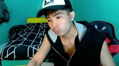 jeremy online show from May 17, 5:09 pm