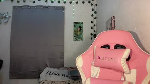 itsjayjay online show from July 3, 9:32 pm