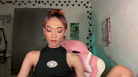 itsjayjay online show from July 14, 1:06 pm