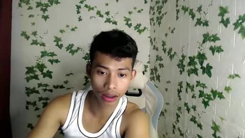 Snapshot of urhotfuckingass chatting on February 9, 8:11 am richard online show from February 9, 8:11 am