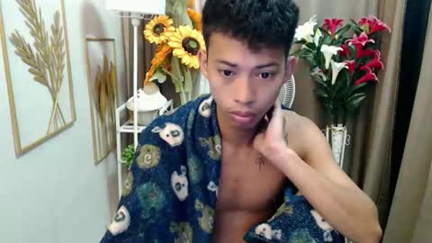 richard online show from May 17, 10:39 pm