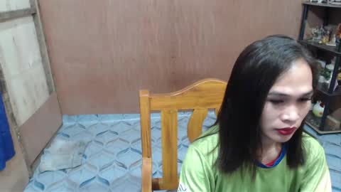urhotgian online show from June 7, 10:52 am