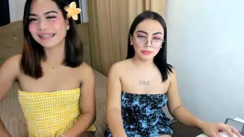 urhotgirl_sexyariela online show from May 21, 6:15 pm