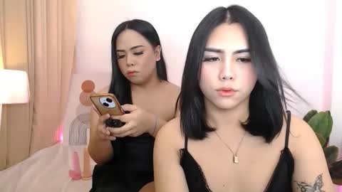 Snapshot of urhotladyboy_amari chatting on November 17, 9:59 am Ur hot sexy amari online show from November 17, 9:59 am