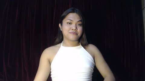 urhottie_bella online show from November 15, 12:02 pm