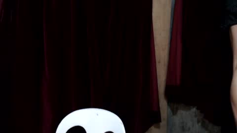 urhottie_bella online show from June 23, 4:21 am