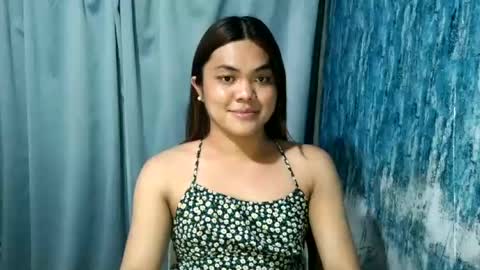urhottie_bella online show from July 3, 7:26 am