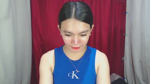Snapshot of urhottiest_katey chatting on December 28, 10:47 am Katey online show from December 28, 10:47 am