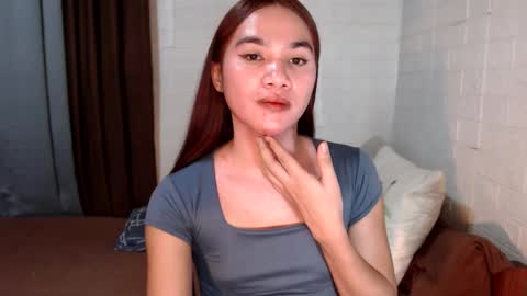 Snapshot of urhottylicious_cum chatting on February 19, 5:27 am urhottylicious_cum online show from February 19, 5:27 am