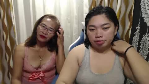 urhotvivian11 online show from December 15, 5:13 am