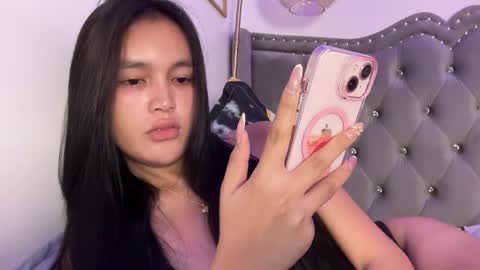 Amira online show from November 8, 2:56 am