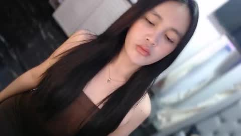 Snapshot of urkatiecookie chatting on March 9, 2:59 am Amira online show from March 9, 2:59 am