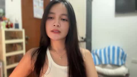 Snapshot of urkatiecookie chatting on March 27, 1:33 am Amira online show from March 27, 1:33 am