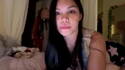 Snapshot of urlittlefilipina chatting on June 4, 11:44 pm urlittlefilipina online show from June 4, 11:44 pm