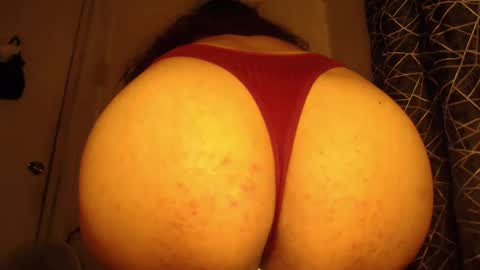 Snapshot of urlovely_hait chatting on April 5, 10:23 am Sham online show from April 5, 10:23 am