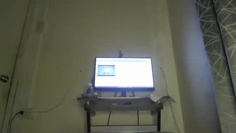 Snapshot of urlovely_hait chatting on April 15, 7:10 pm Sham online show from April 15, 7:10 pm