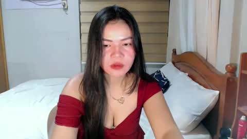 Snapshot of urlovely_shane chatting on March 9, 12:03 am shane online show from March 9, 12:03 am