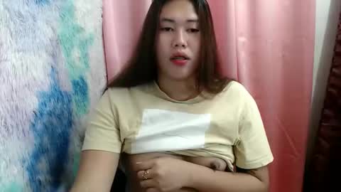 Sofie online show from April 3, 4:27 pm