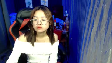 Snapshot of urlovelychinita chatting on January 10, 1:52 pm urlovelychinita online show from January 10, 1:52 pm