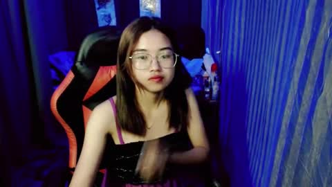 Snapshot of urlovelychinita chatting on January 17, 11:49 am urlovelychinita online show from January 17, 11:49 am