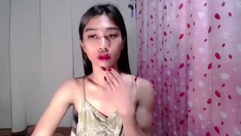 urloverjasmine_xx online show from March 20, 7:52 pm