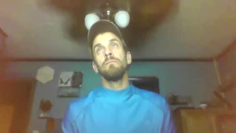 Snapshot of urls2025 chatting on November 18, 2:17 am urls2025 online show from November 18, 2:17 am