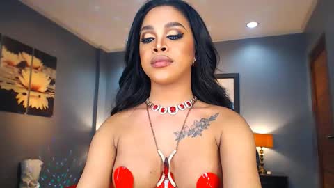 UrMajestyTyra online show from December 24, 7:06 am