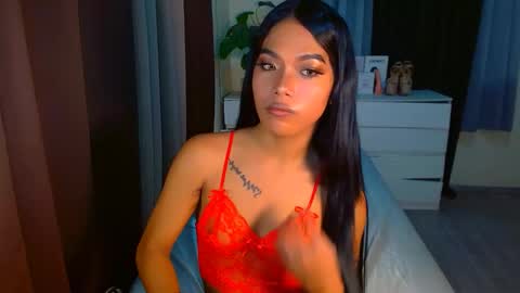 Snapshot of urmistress_sanya chatting on March 25, 11:16 am ur fave sanya online show from March 25, 11:16 am