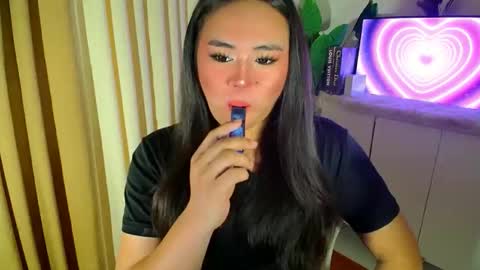 Snapshot of urnaughty_ceciliaxxx chatting on May 19, 7:37 am cecilia online show from May 19, 7:37 am