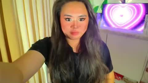 Snapshot of urnaughty_ceciliaxxx chatting on May 19, 7:42 pm cecilia online show from May 19, 7:42 pm