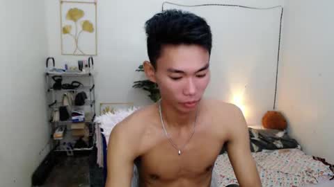 Snapshot of urnaughtydreamboy_rence chatting on September 30, 9:20 pm Rence online show from September 30, 9:20 pm
