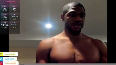 Snapshot of urnewdaddy90 chatting on January 7, 9:18 am Big Daddy online show from January 7, 9:18 am