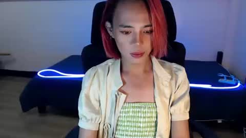 Snapshot of urpetitegirlxxx chatting on February 5, 6:40 am miss alexa online show from February 5, 6:40 am