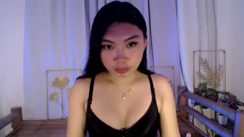 urpinay_sandra69 online show from April 26, 9:18 am