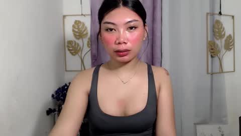 urpinay_sandra69 online show from May 6, 1:25 am