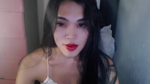 Snapshot of urpinayjenfuckerxxx chatting on January 20, 11:13 am Jenny online show from January 20, 11:13 am