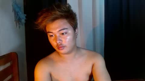 Snapshot of urpinoyjohnx chatting on September 20, 3:35 pm urpinoyjohnx online show from September 20, 3:35 pm