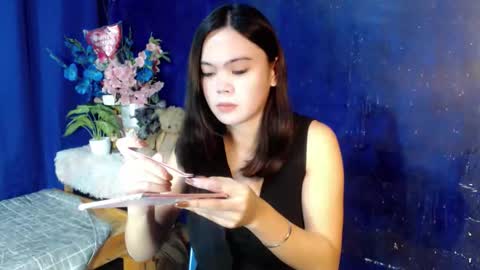 urpretty_girl online show from December 21, 9:16 am