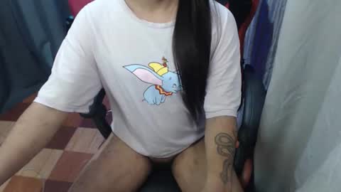 urprettyekay online show from January 8, 7:27 pm