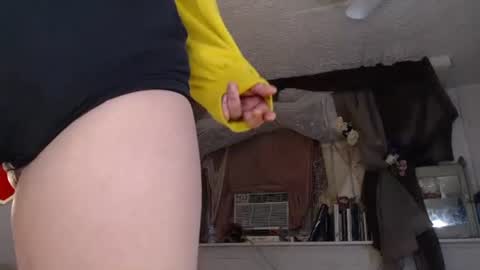 Maxi Mills . My Orgasm is in your hands Private is Open online show from May 9, 2:17 am