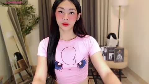 Snapshot of ursexxy_abby chatting on June 15, 1:19 am abby online show from June 15, 1:19 am