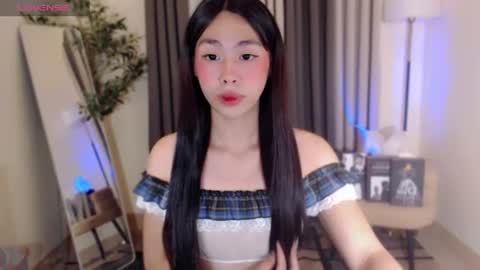 Snapshot of ursexxy_abby chatting on June 18, 6:46 am abby online show from June 18, 6:46 am
