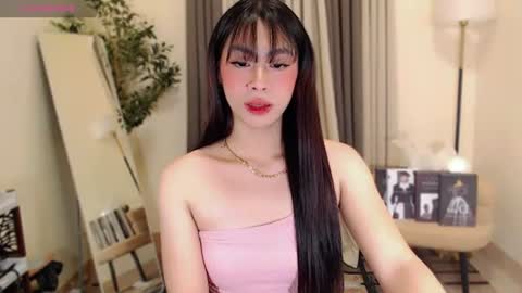 Snapshot of ursexxy_abby chatting on June 21, 6:38 am abby online show from June 21, 6:38 am
