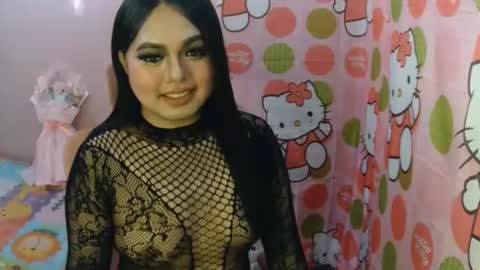 maxie online show from December 1, 11:04 am