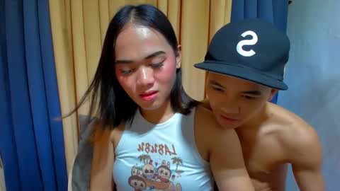 Snapshot of urslutty_mayie chatting on March 6, 12:01 pm urslutty_mayie online show from March 6, 12:01 pm